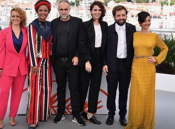 The team from The Invisible Life Of Euridice Gusmao by director Karim Aïnouz (third left) who received the Un Certain Regard award