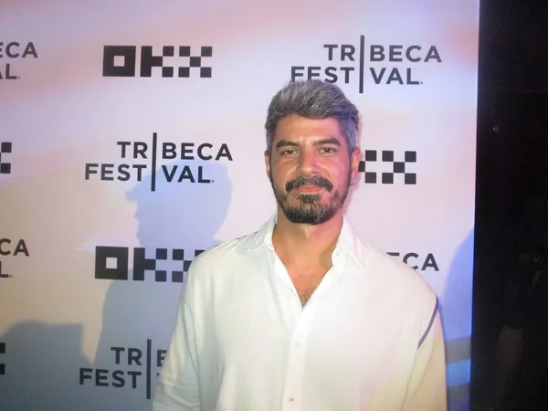 A Strange Path director Guto Parente on International Narrative Competition jury member Shirin Neshat: “I would love to meet her someday. I think she’s a great artist and I feel very proud to receive four awards.”