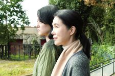 Kôji Fukada on Motoko (Mikako Ichikawa) with Ichiko (Mariko Tsutsui) at the zoo: "I thought it was appropriate to have an animalistic place be the place where these stories are revealed, separate from the humanist world."