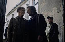 Erik (Morten Hee Andersen) is confronted by Swedish councillor Johan Sparre (Magnus Krepper) with Peder (Søren Malling)