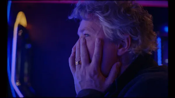 Aidan Gillen in Nostalgie