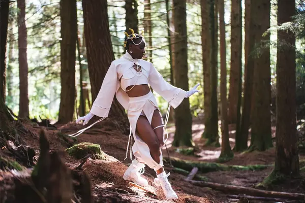 Divine Tasinda in OMOS