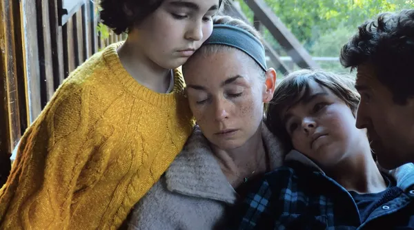 Julianne Nicholson with Phoebe Cake, Iggy Cake, and Jonathan Cake in Jonathan’s Touching, a Tribeca Film Festival highlight: “It felt like such a wonderful opportunity for us to come together as a family …”