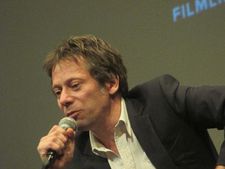 The Blue Room director Mathieu Amalric: "If you think of Hitchcock, you're dead." 