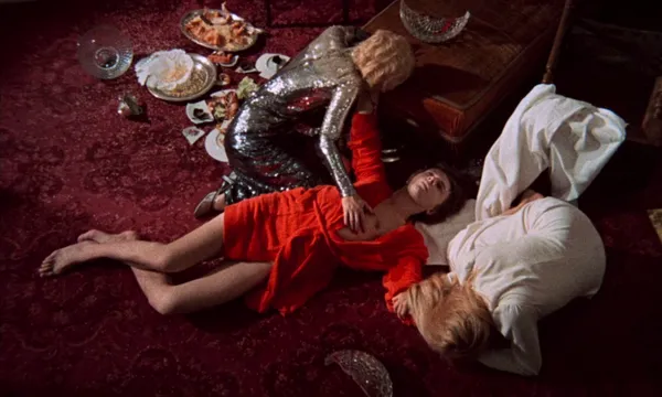 Daughters Of Darkness