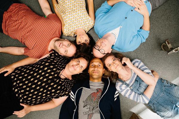 Counterclockwise, Keegan-Michael Key as Jack, Gillian Jacobs as Samantha, Chris Gethard as Bill, Kate Micucci as Allison, Mike Birbiglia as Miles, and Tami Sagher as Lindsay in Don't Think Twice