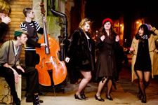 Buskers entertain the crowd