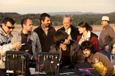 From left to right:Lício Marcos de Oliveira (sound), Rodrigo Sopeña, Santi Millán, Luis Piedrahita, Lluís Homar, Elena Ballesteros,DP Migue Amoedo and Santos Sánchez (wardrobe) shooting Fermat's Room