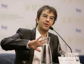 Atom Egoyan