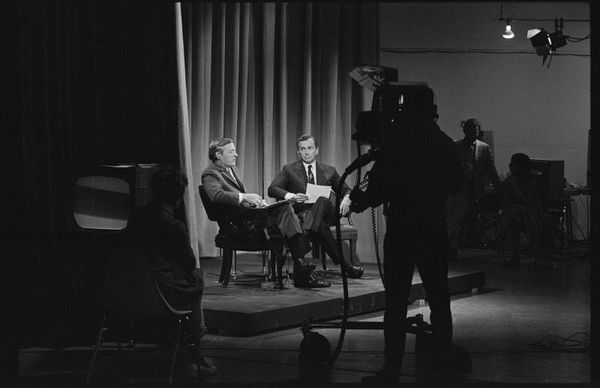 A behind-the-scenes account of the explosive 1968 televised debates between the liberal Gore Vidal and the conservative William F Buckley Jr, and their rancorous disagreements about politics, God, and sex.
