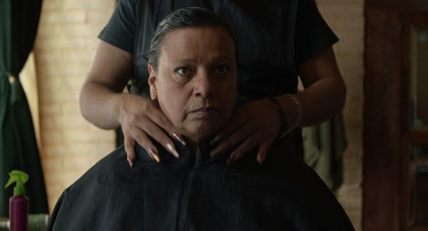 Maria (Teresa Sánchez) visits hairdresser Tatín (Tatín Vera) in Dos Estaciones. Juan Pablo González: 'There's this belief that these regions are culturally super-static, and that gender roles are absolutely defined. I feel like that is one of the biggest misconceptions of these places'