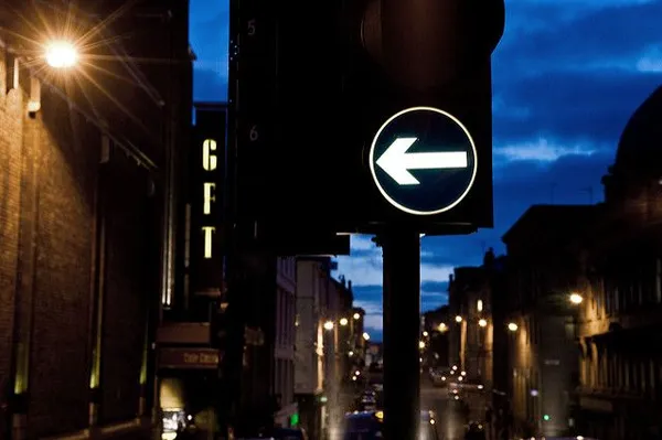 The Glasgow Film Theatre by night