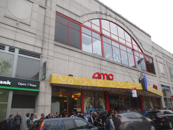 The normally busy AMC Kips Bay 15 on Manhattan's Second Avenue is to close tonight at 8pm