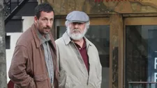Danny (Adam Sandler) with his father Harold Meyerowitz (Dustin Hoffman)