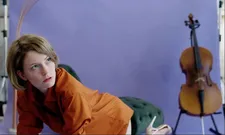 Alison Kuhn on Ella (Alexandra Sagurna): “A woman without any pants but with a cello, it’s so random but so typical for a commercial shoot.”