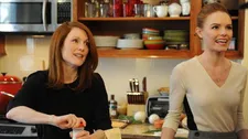 Alice with Anna (Kate Bosworth): "She makes a tiny little slip, getting the wrong gist of a conversation."