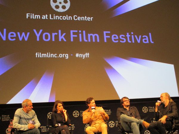 Olivier Assayas, Penélope Cruz, Édgar Ramírez, and producer Rodrigo Teixeira with Kent Jones at the New York Film Festival