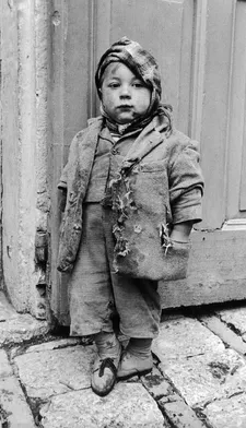 Child of Forchia (Benevento), 1959