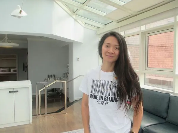 Best Director Chloé Zhao
