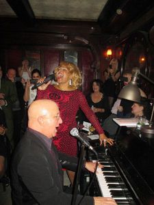 Darlene Love with Paul Shaffer joyously belting out Christmas (Baby Please Come Home)