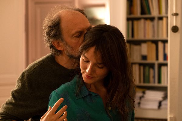 Anaïs (Anaïs Demoustier) with Daniel (Denis Podalydès) in Charline Bourgeois-Tacquet’s Anaïs In Love (Les Amours d'Anaïs)