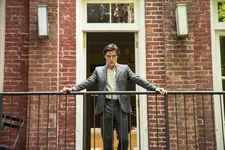Finn Wittrock as Jonny has a David Lynch eeriness element in his performance.