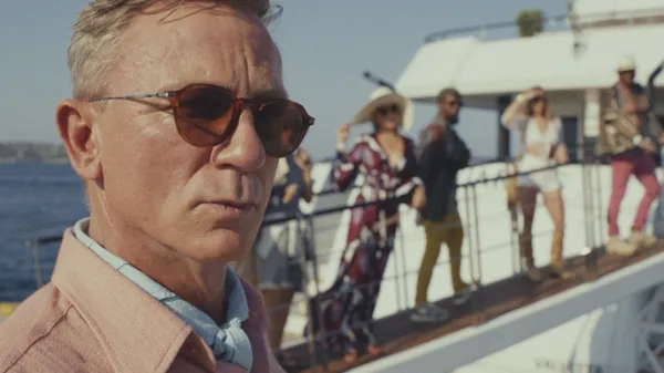 Glass Onion: A Knives Out Mystery, starring Daniel Craig, will close London Film Festival