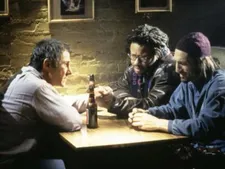 Izzy Maurer (Harvey Keitel) with musicians Tyrone Lord (Don Byron) and Dave Reilly (Richard Edson)