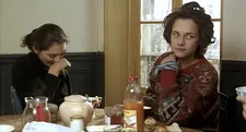 Inês de Medeiros with Laurence Côte in Jacques Rivette’s La Bande Des Quatre, co-written with Pascal Bonitzer and Christine Laurent