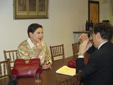 Isabella Rossellini in the Le Conversazioni green room hearing Antonio Monda's choice is The Bandwagon before Salman Rushdie arrives.