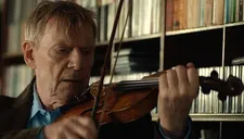 Jørn in later life (Jesper Christensen)