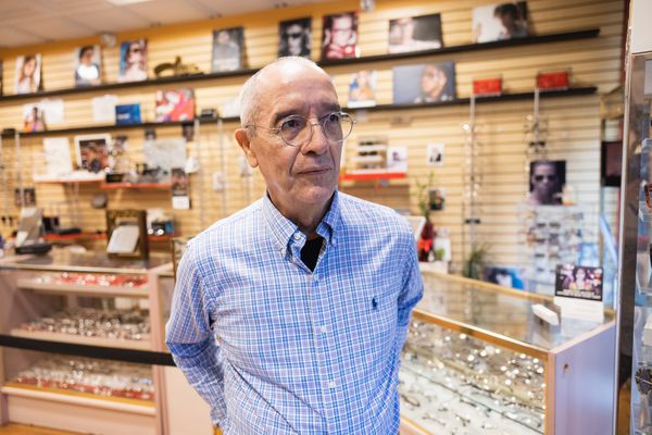 Optician Juan Solano (seen in his Brooklyn shop Solano Optical Boutique) shares his story (along with Veronica Garcia-Hayes and Peter Dunlap-Shohl) in Laura Green and Anna Moot-Levin’s intimate and informative Matter Of Mind: My Parkinson’s