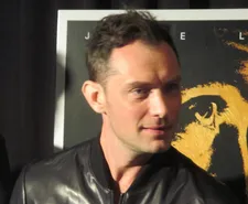 Carlo Poggioli on Jude Law and the red shoes in The New Pope: “Jude was looking at the shoes of Malkovitch, kind of wondering ‘Why are they much more elegant than mine?’”