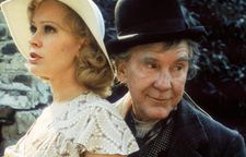 Karen Black with Burgess Meredith in John Schlesinger’s The Day Of The Locust - costumes by Ann Roth