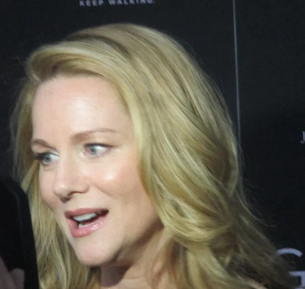 Laura Linney