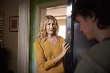 Kate (Laura Dern) with her son Nicholas (Zen McGrath)