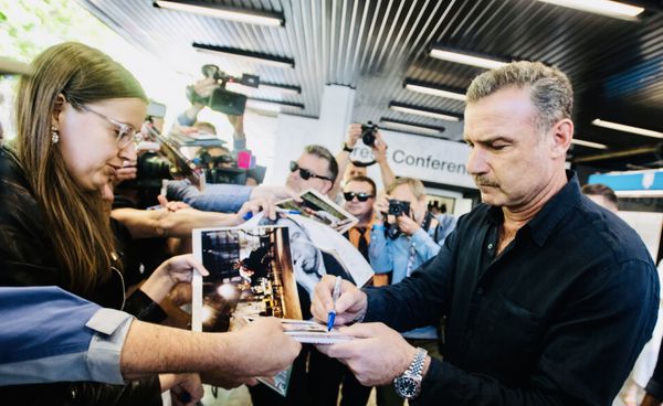 Liev Schreiber meets his fans at the Karlovy Vary International Film Festival