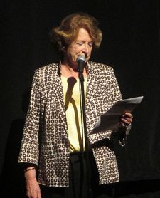 President of the French Institute Alliance Française Marie-Monique Steckel introduced the evening.