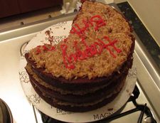 Meryl Streep’s Magnolia Bakery Happy Birthday Cake for Ann Roth