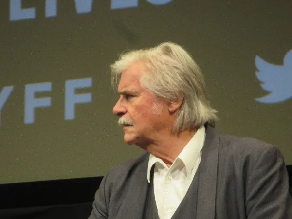 Peter Simonischek