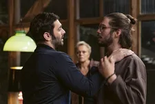 Loïc (Pio Marmaï), Josiane (Muriel Robin), and Yann (François Civil)