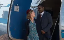 Ruth Williams (Rosamund Pike) and Seretse Khama (David Oyelowo)