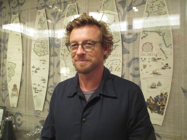 Breath director and star Simon Baker on Samson Coulter and Ben Spence‪: "They were incredibly brave. They threw themselves into it."