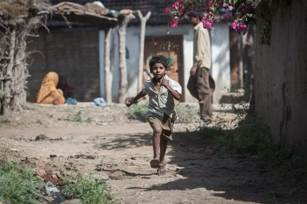 Sunny Pawar as Saroo Brierley in Lion