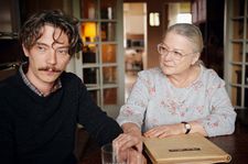 François Ozon on Emmanuel (Swann Arlaud) with his mother Irène (Josiane Balasko): “I met him and he was very powerful, very human, and I realise was perfect for the third character.”