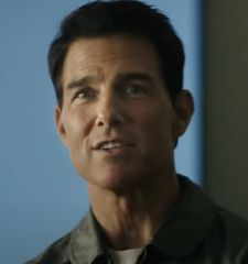 Tom Cruise reprises the role that helped launch his career