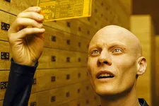 File clerk (Tómas Lemarquis) in Denis Villeneuve's Blade Runner 2049