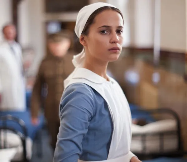 Alicia Vikander in Testament Of Youth 4