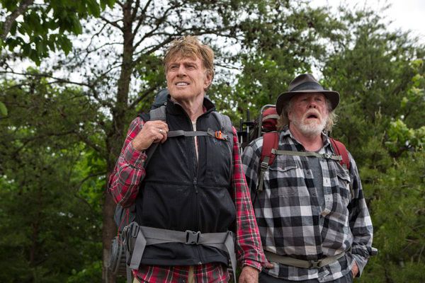 An ageing travel writer sets out to hike the 2,100-mile Appalachian Trail with a long-estranged high school buddy. Along the way, the duo face off with each other, nature, and an eccentric assortment of characters. Together, they learn that some roads are better left untraveled.