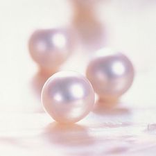 Natural Akoya pearls are among the most valuable on the market.